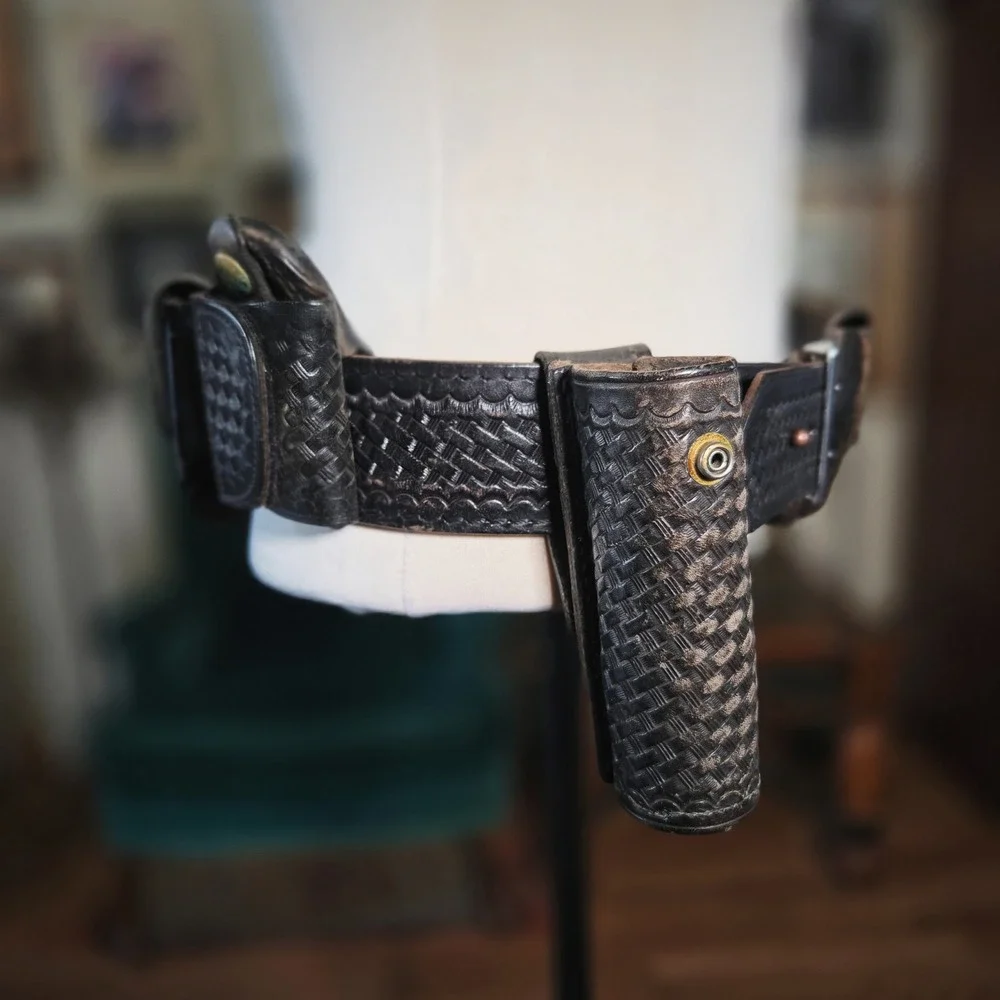 Safariland Police Duty Belt 32 Vintage 90s Basketweave‎ Leather Tex Shoemaker